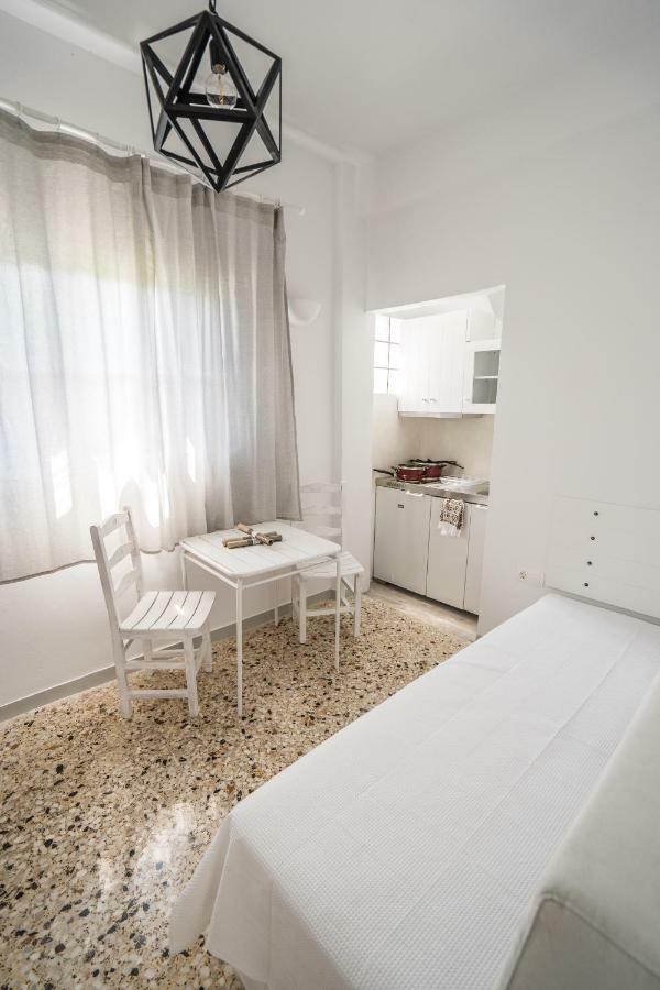 Esmeralda Apartments Apollonía Buitenkant foto